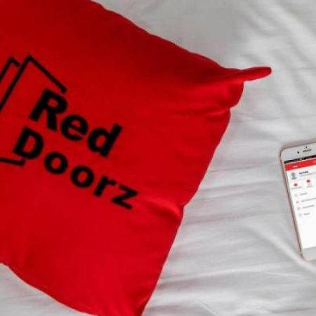 Reddoorz Syariah At Jalan Menteri Supeno Yogyakarta Exterior foto