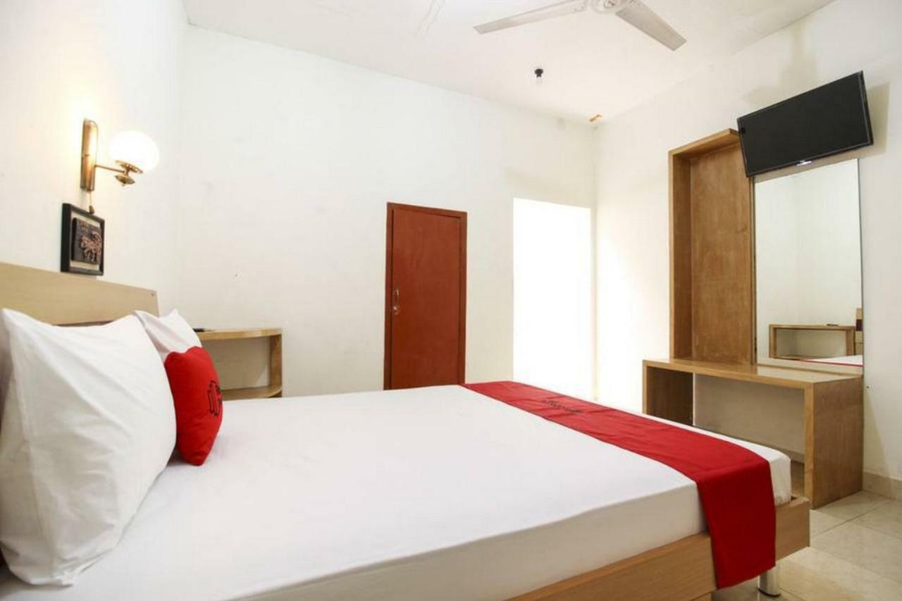 Reddoorz Syariah At Jalan Menteri Supeno Yogyakarta Exterior foto
