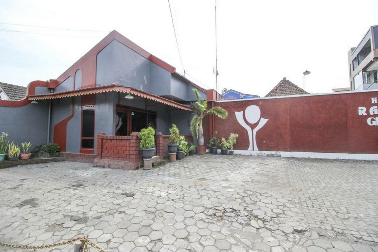 Reddoorz Syariah At Jalan Menteri Supeno Yogyakarta Exterior foto