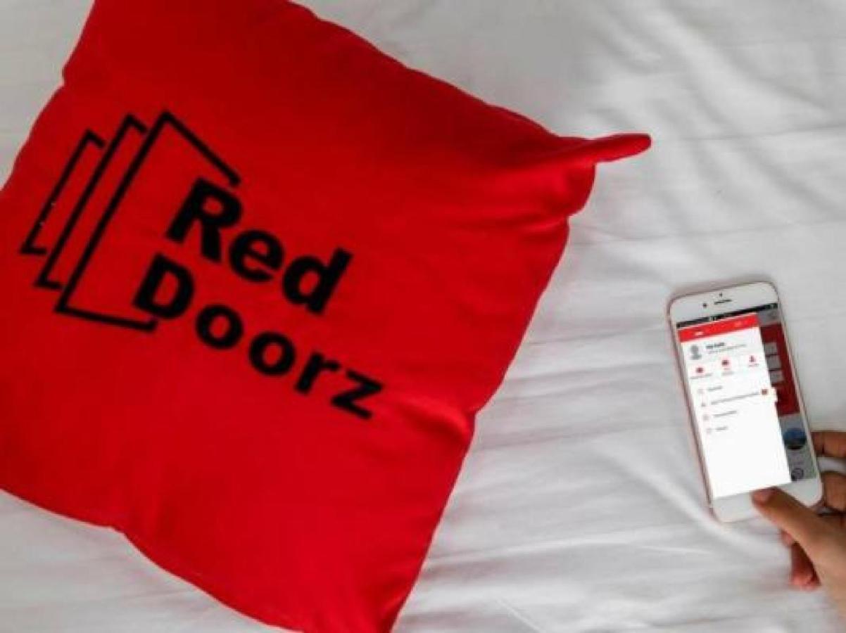 Reddoorz Syariah At Jalan Menteri Supeno Yogyakarta Exterior foto